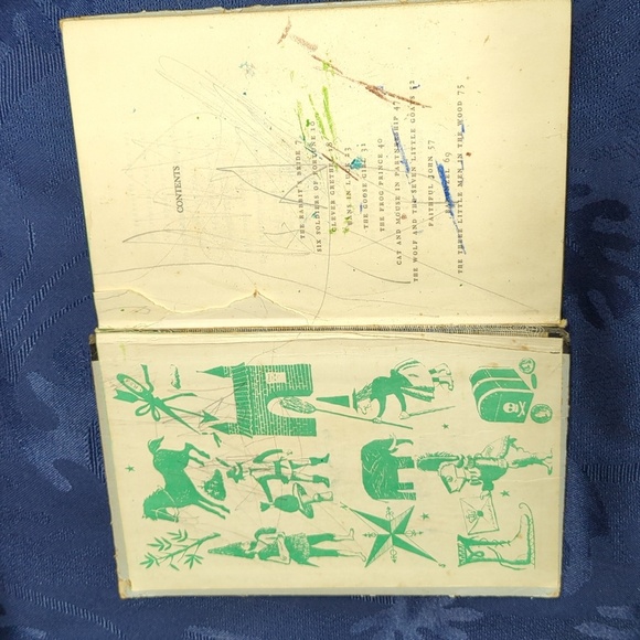 Grimm's Fairy Tales Illustrated Book - Picture 4 of 7